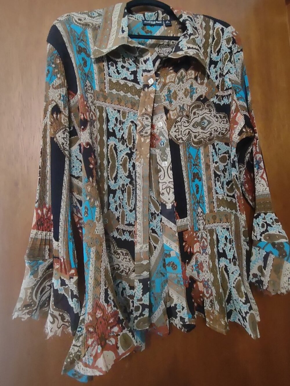 Essentials By Milano Long Sleeve Crinkle Sparkle Brown Print Blouse Button 2x